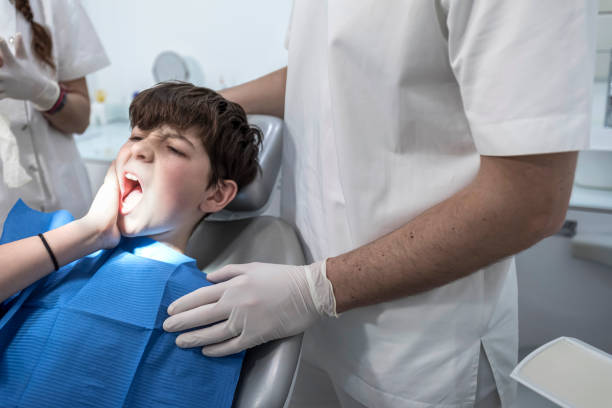 Best Weekend Emergency Dentist in Oakwood, PA